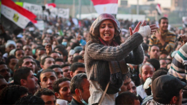 عن جيل في الزنزانة – قضية الديمقراطية في مصر