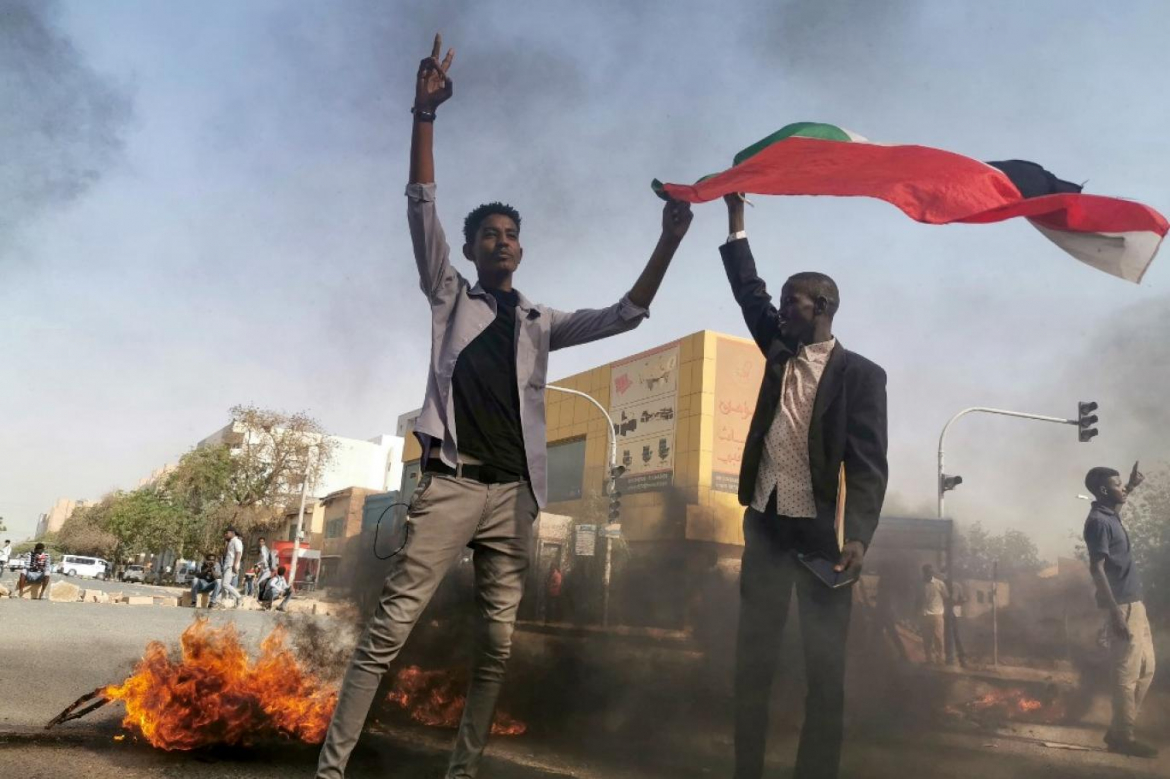 صراع الجنرالات يهدد وحدة السودان