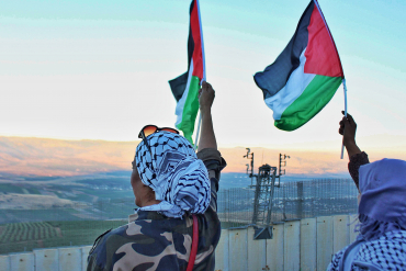 في عيد المقاومة والتحرير ... فلسطين تنتصر