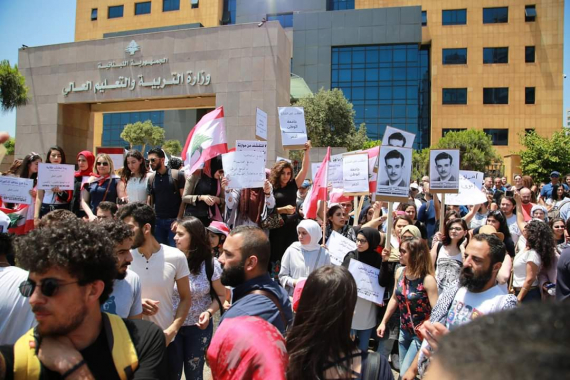 فلتسقط العفوية في السياسة